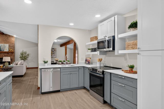 4063 JULINGTON CREEK Road, Jacksonville, FL 32223