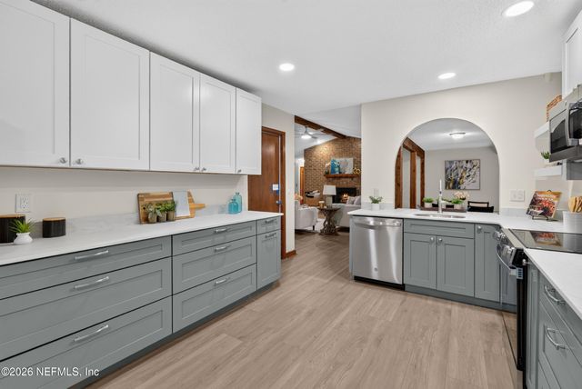 4063 JULINGTON CREEK Road, Jacksonville, FL 32223