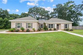 10030 Desiree Court N, Theodore, AL 36582