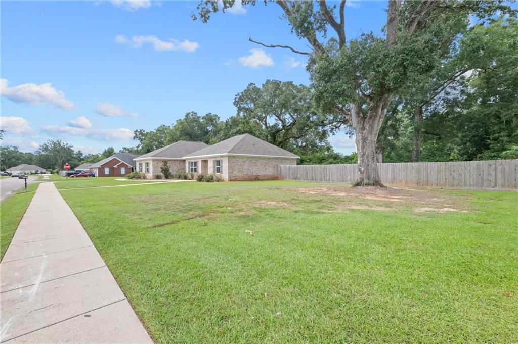10030 Desiree Court N, Theodore, AL 36582 — photo 5