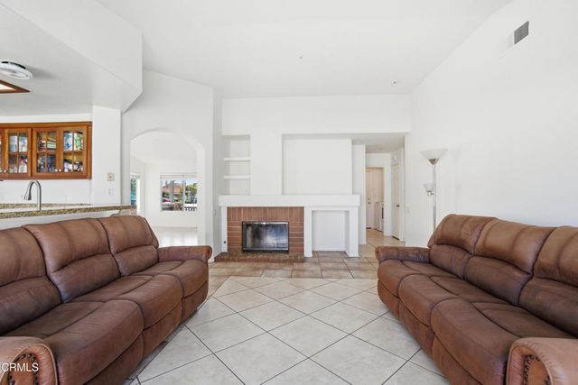 676 Snipe Walk, Oxnard, CA 93035