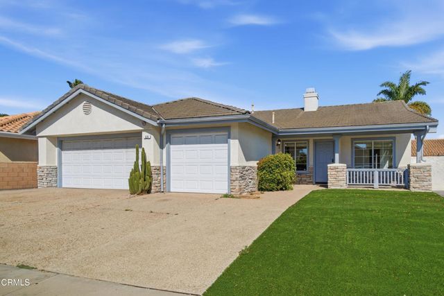676 Snipe Walk, Oxnard, CA 93035