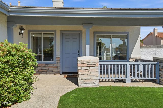 676 Snipe Walk, Oxnard, CA 93035