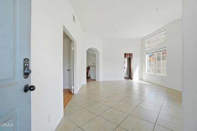 676 Snipe Walk, Oxnard, CA 93035