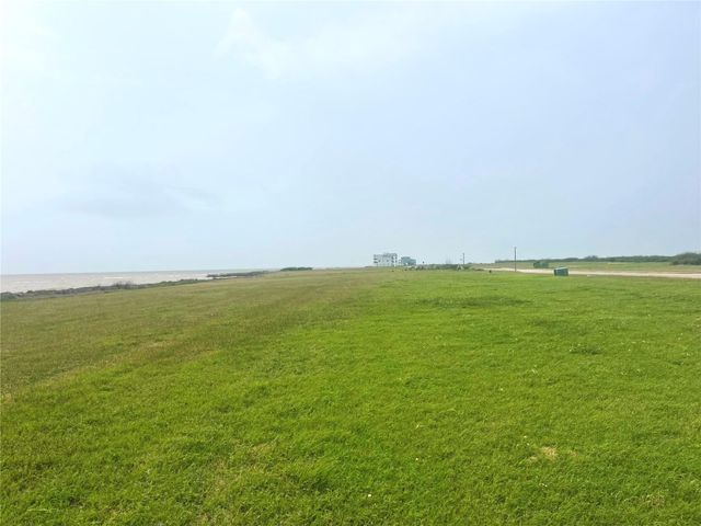 3229 Bay Ridge Drive, Palacios, TX 77465