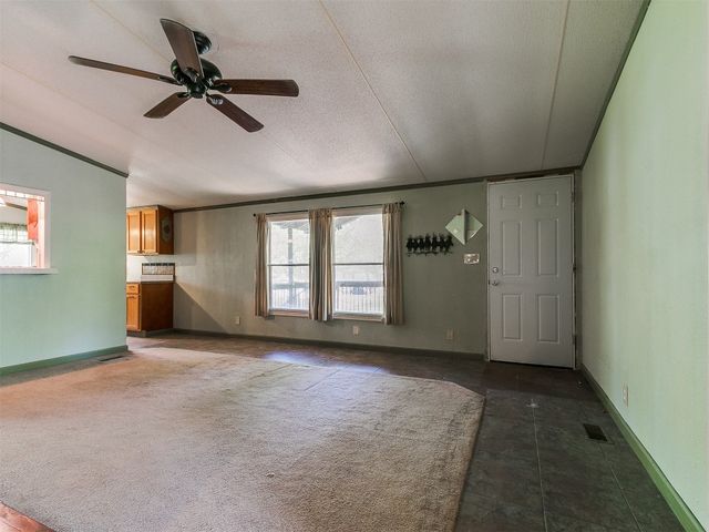 410 W Main, Tecumseh, OK 74873