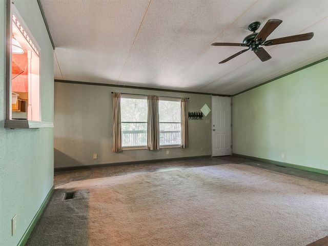 410 W Main, Tecumseh, OK 74873