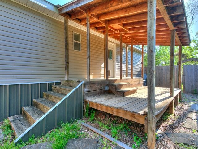 410 W Main, Tecumseh, OK 74873