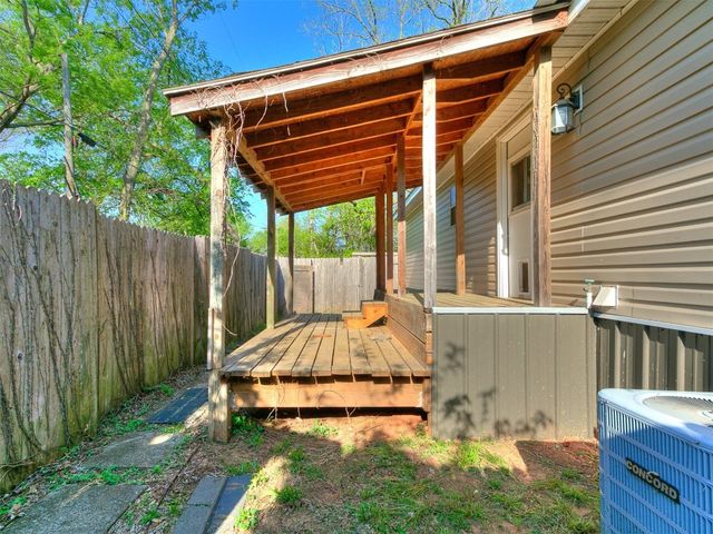 410 W Main, Tecumseh, OK 74873