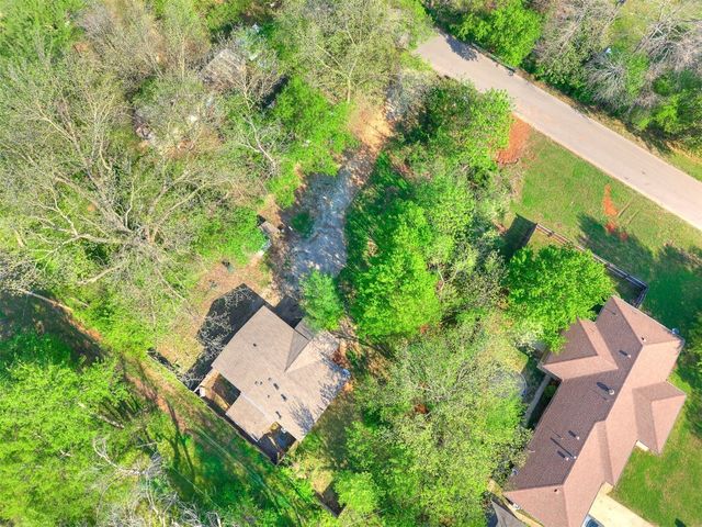 410 W Main, Tecumseh, OK 74873