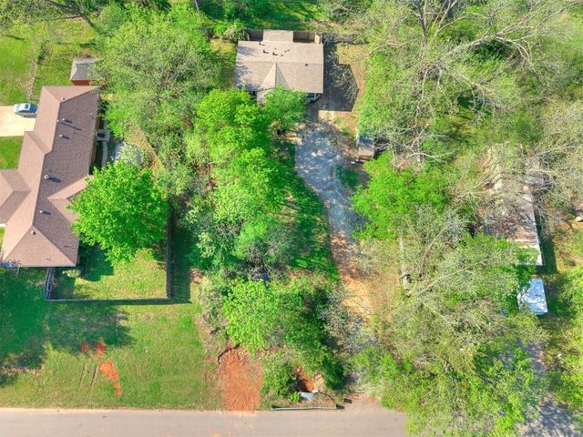 410 W Main, Tecumseh, OK 74873