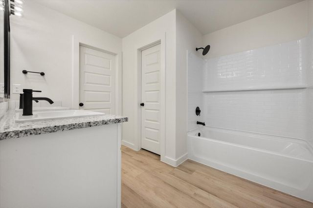 2420 Aberdeen Avenue, Wolfforth, TX 79382