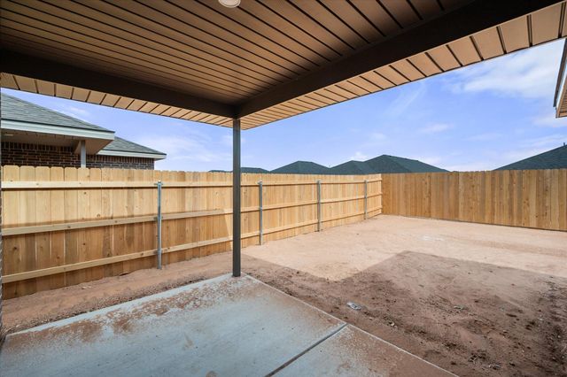 2420 Aberdeen Avenue, Wolfforth, TX 79382