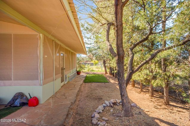 3135 W Green Park Drive, Benson, AZ 85602