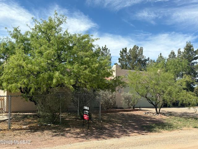 3135 W Green Park Drive, Benson, AZ 85602