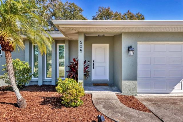 605 ALBRITTON AVENUE, Sarasota, FL 34232