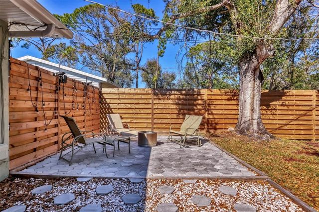 605 ALBRITTON AVENUE, Sarasota, FL 34232