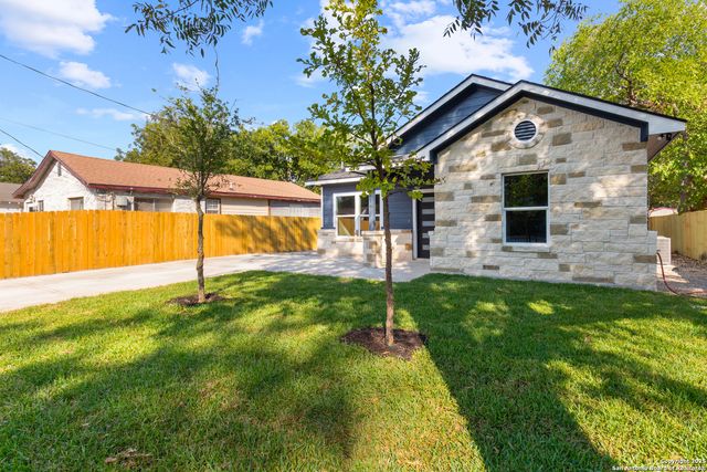 618 S San Gabriel, San Antonio, TX 78237