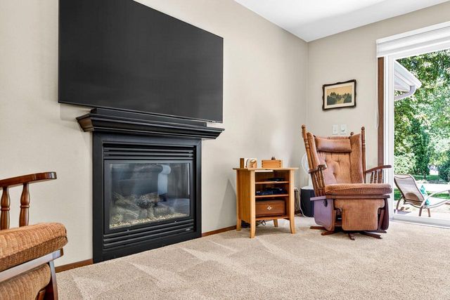 708 YORKSHIRE ROAD, Neenah, WI 54956
