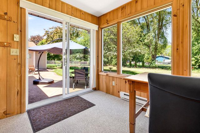 708 YORKSHIRE ROAD, Neenah, WI 54956