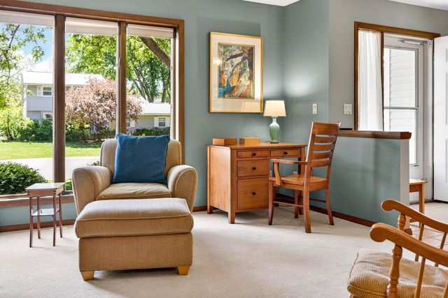 708 YORKSHIRE ROAD, Neenah, WI 54956