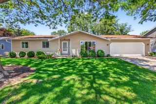 708 YORKSHIRE ROAD, Neenah, WI 54956