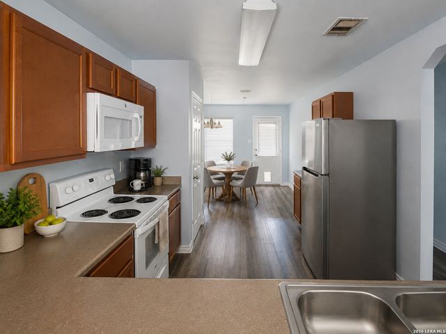 7923 Maple Leaf, San Antonio, TX 78254