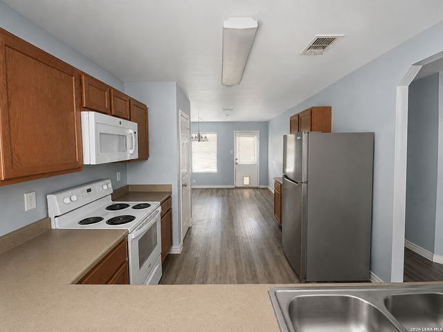 7923 Maple Leaf, San Antonio, TX 78254