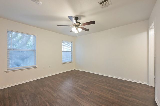6733 Doyal DR, Austin, TX 78747