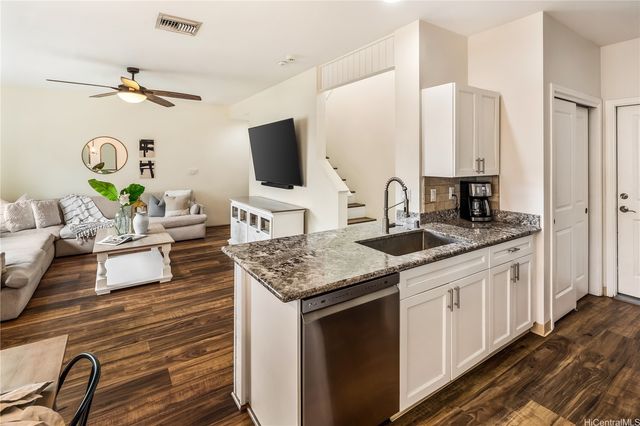 91-6221 Kapolei Parkway 306, Ewa Beach, HI 96706