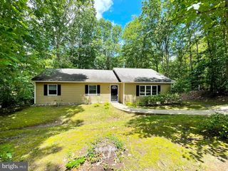 312 CLUBHOUSE DR, Lusby, MD 20657