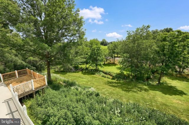 6124 GARDNER RD, Spring Grove, PA 17362
