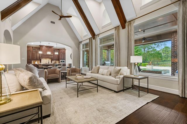 158 Caledonia Circle, Montgomery, TX 77316