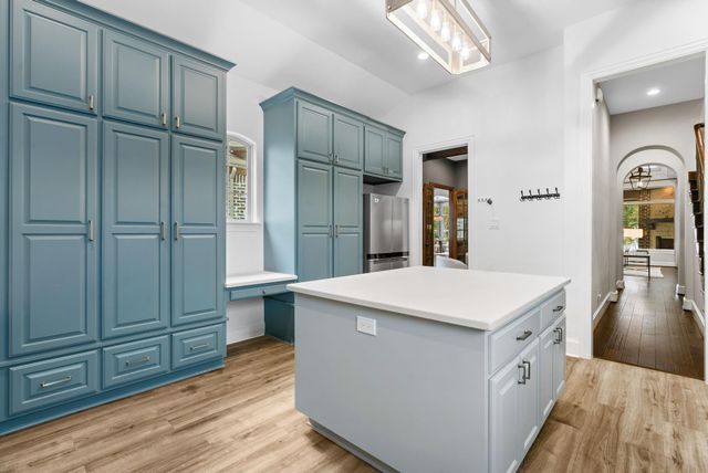 158 Caledonia Circle, Montgomery, TX 77316