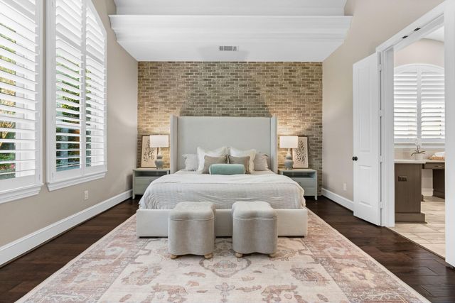 158 Caledonia Circle, Montgomery, TX 77316