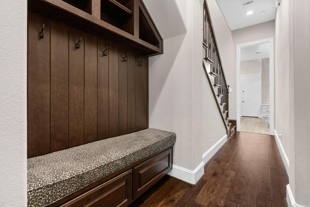 158 Caledonia Circle, Montgomery, TX 77316