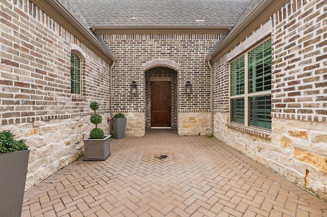 158 Caledonia Circle, Montgomery, TX 77316
