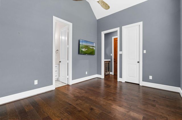 158 Caledonia Circle, Montgomery, TX 77316