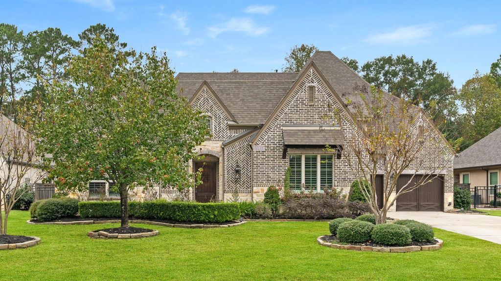 158 Caledonia Circle, Montgomery, TX 77316