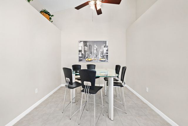 10517 Pelican Drive, Wellington, FL 33414