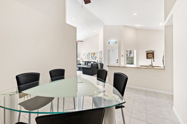 10517 Pelican Drive, Wellington, FL 33414