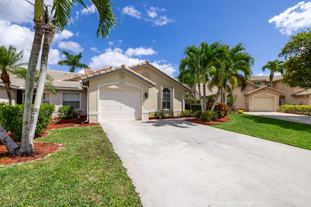 10517 Pelican Drive, Wellington, FL 33414