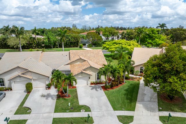 10517 Pelican Drive, Wellington, FL 33414