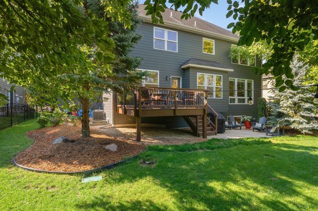 15520 56th Avenue N, Plymouth, MN 55446