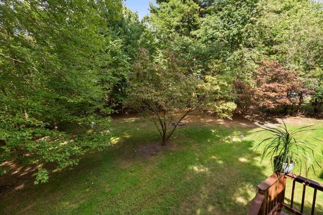 8 Dennison Ct, Stoughton, MA 02072