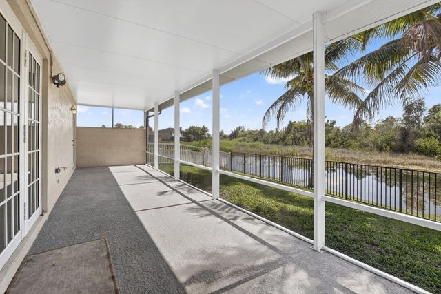 1716 NW 166th Avenue, Pembroke Pines, FL 33028