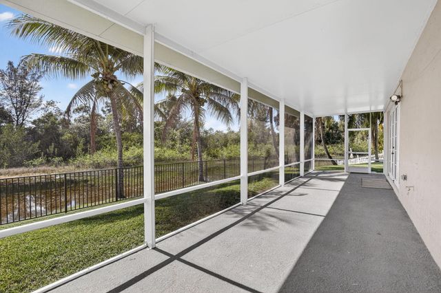 1716 NW 166th Avenue, Pembroke Pines, FL 33028