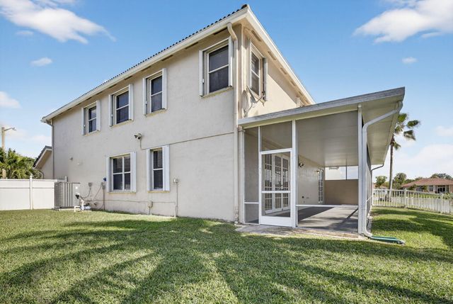 1716 NW 166th Avenue, Pembroke Pines, FL 33028