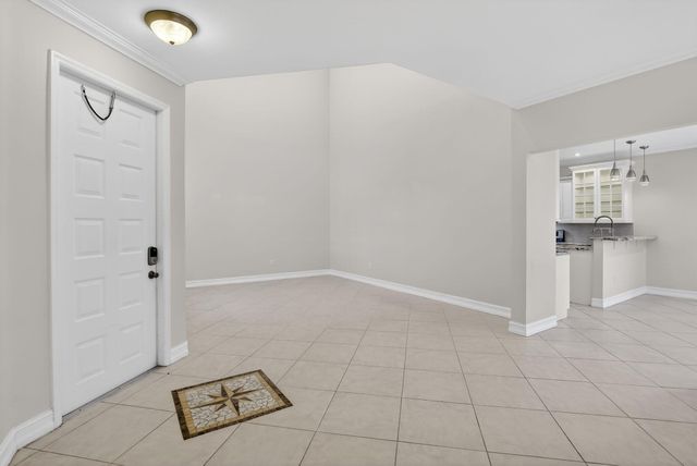 1716 NW 166th Avenue, Pembroke Pines, FL 33028