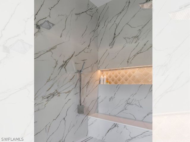 6199 Highcroft DR, Naples, FL 34119